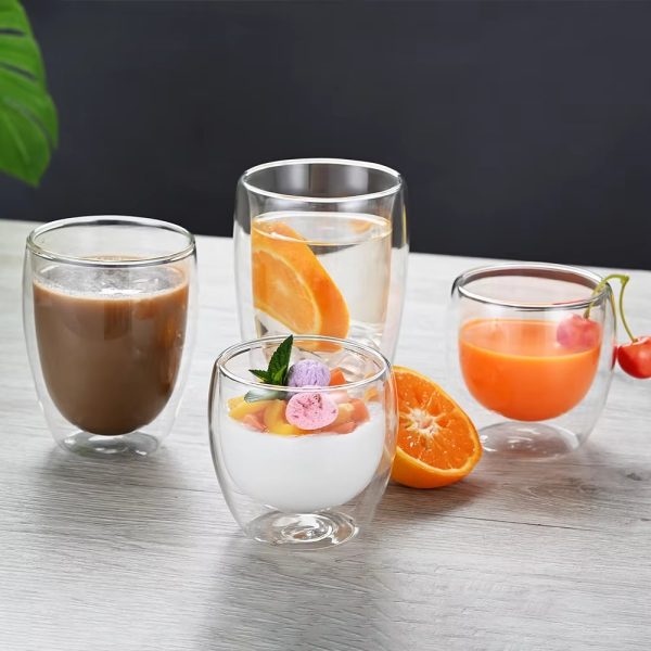 Doppelwandiger Becher aus Borosilikatglas