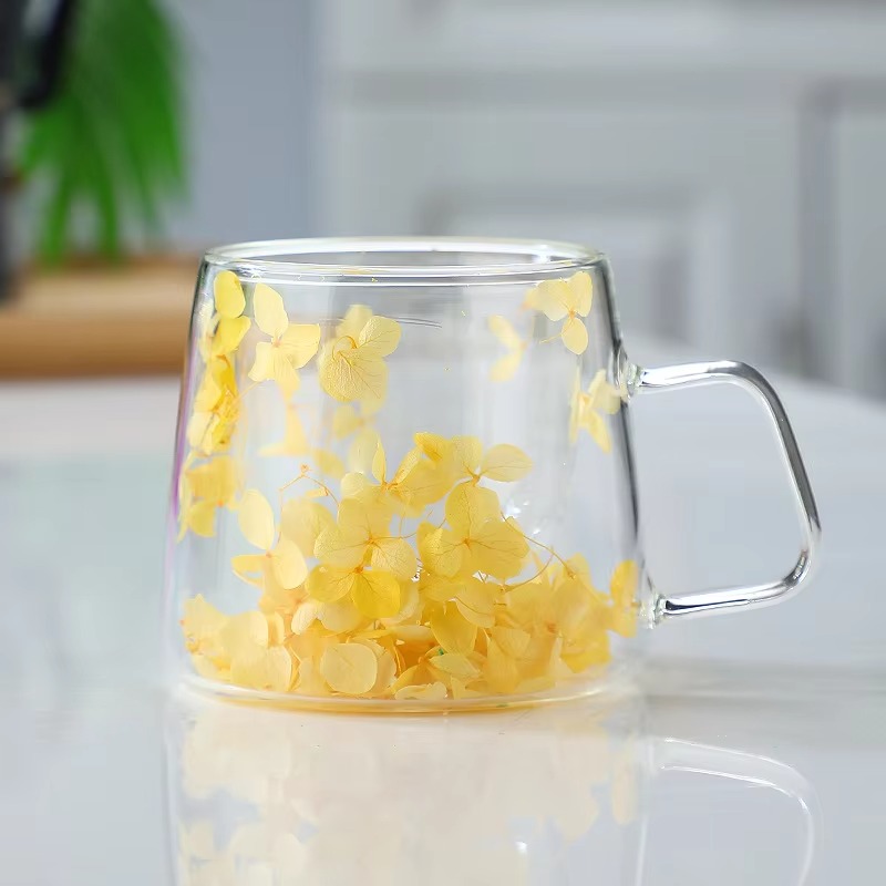 dried flower glass mug